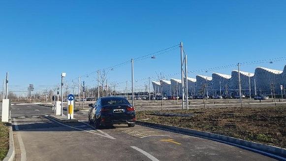 Parcheggi della Mediopadana, c’è un esposto contro il Comune