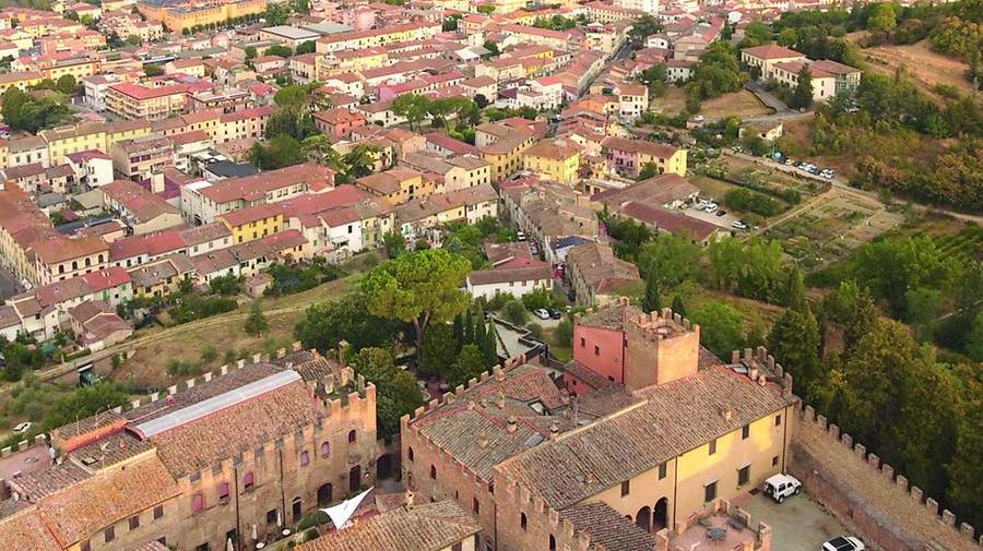 Spazi intitolati a donne benemerite: in consiglio comunale a Certaldo scoppia la bagarre
