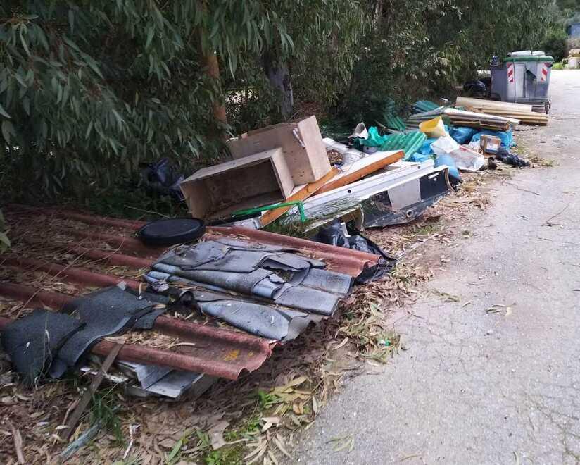 Argentario contro i furbetti: in 400 sorpresi dalle fototrappole mentre abbandonano rifiuti