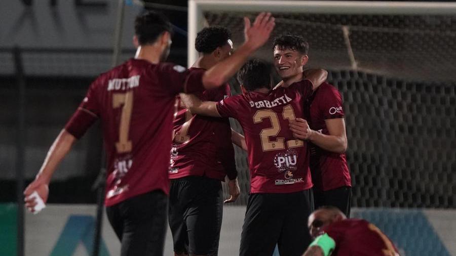 I granata si giocano una bella fetta di accesso ai playoff sul campo del Fiorenzuola (Foto di Franco Silvi)