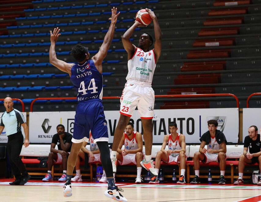 Fortitudo al PalaCarrara senza l’esterno sloveno Vasl