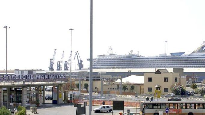 Porto di Livorno, Guerrieri riprova a mettere pace sulle banchine dei passeggeri