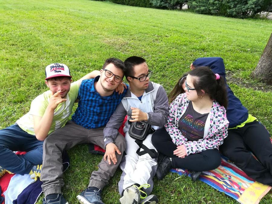 
	Un gruppo di ragazzi e ragazze dell'Aipd di Oristano

