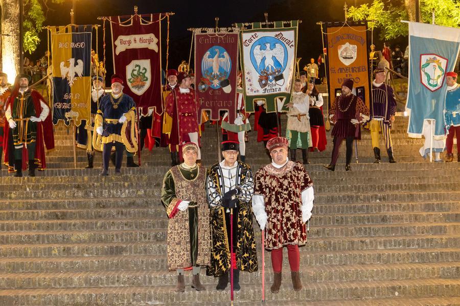 Il Palio corre di sabato notte, corteo storico il 20 maggio in corso Giovecca