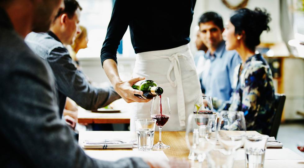 Turismo, aziende a caccia di personale: solite incognite sulla nuova stagione 