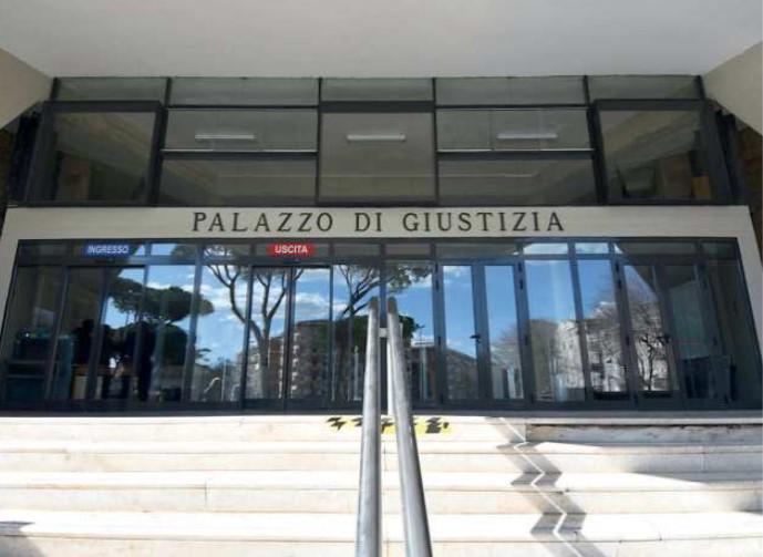 
	Il tribunale di Grosseto

