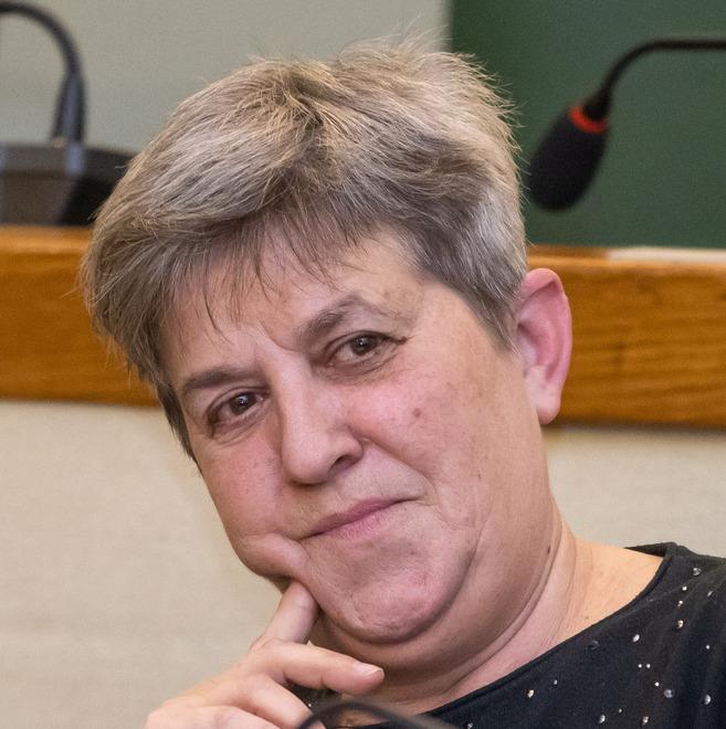 Le lettere minatorie e la chat «Non doveva rimanere tra noi?» 