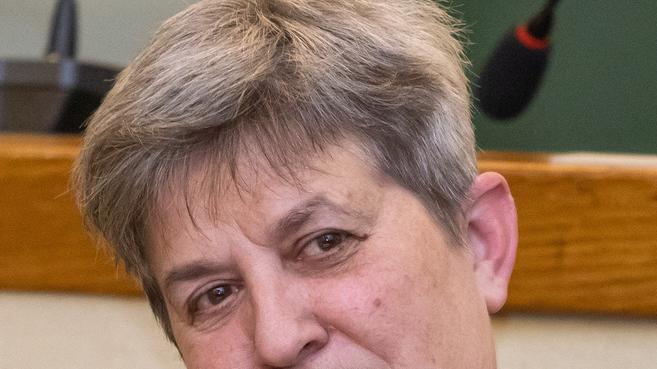 Le lettere minatorie e la chat «Non doveva rimanere tra noi?»