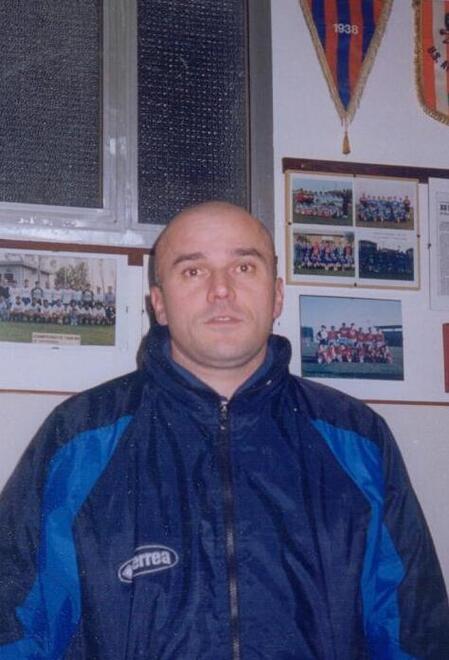 Finale piange “Frank” «Icona del calcio locale»