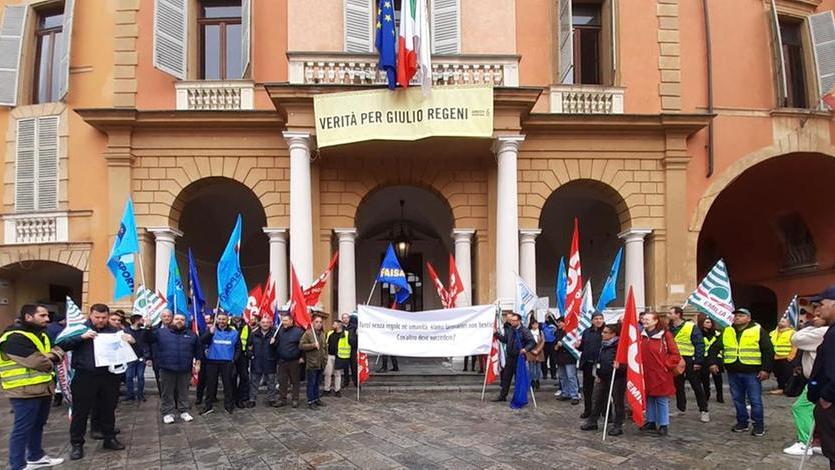 Gli autisti Seta incrociano le braccia: “Ha scioperato l’80% dei lavoratori”