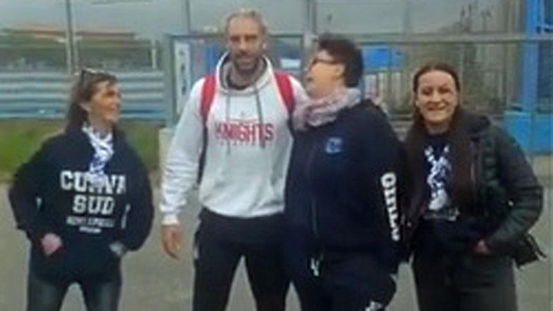 Basket, il selfie beffa e le offese a Marino: il video del tifoso Pielle è un caso