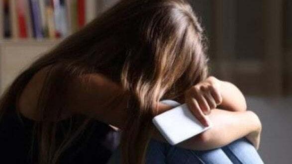 Ferrara, stalking e revenge porn: diffondeva i video senza consenso