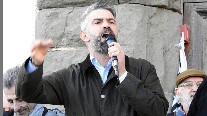 Ferrari contro Giani: «La nave rigassificatrice non può funzionare, la sua un’inutile passerella»