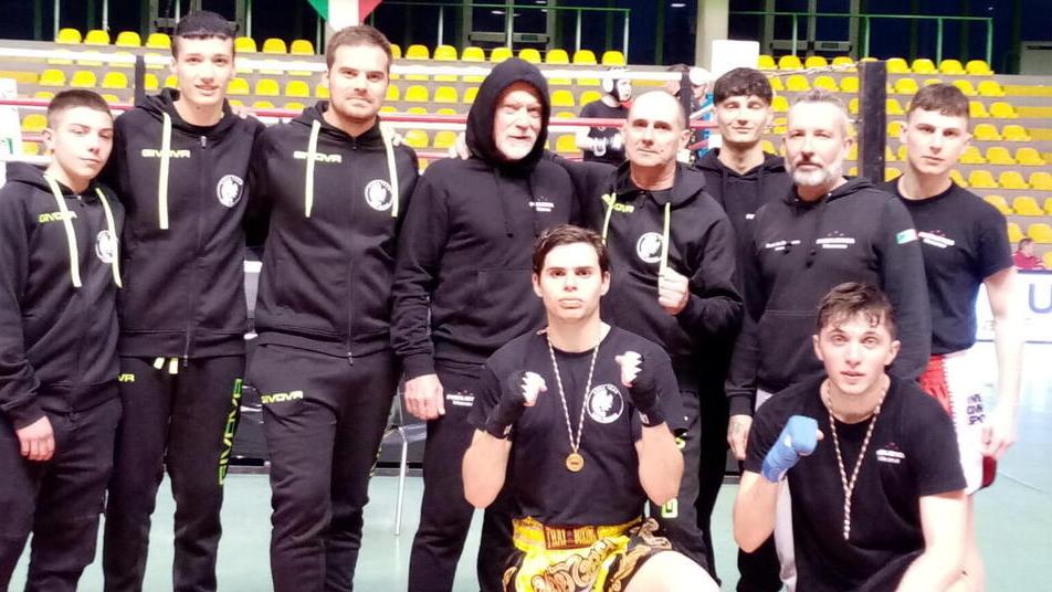 Impresa nella kickboxing: Massimo Guadagnucci è di nuovo campione regionale