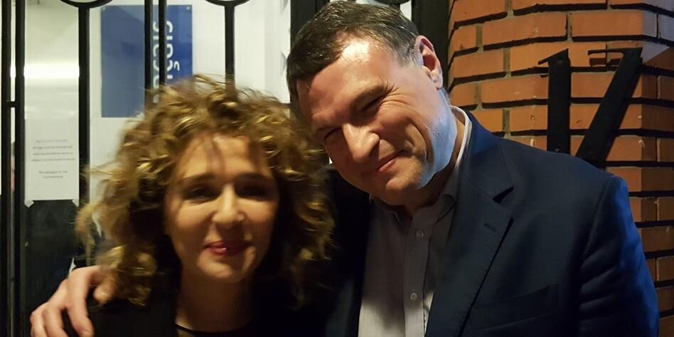 Una foto di Joel Esciua (dal suo profilo Fb) di qualche anno fa con l’attrice Valeria Golino