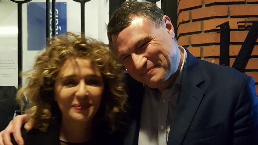 Una foto di Joel Esciua (dal suo profilo Fb) di qualche anno fa con l’attrice Valeria Golino