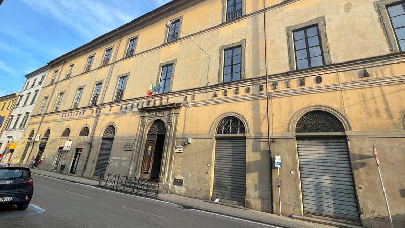 Pistoia, sfrattata la “Marconi”: 490 studenti alla scuola media Roncalli