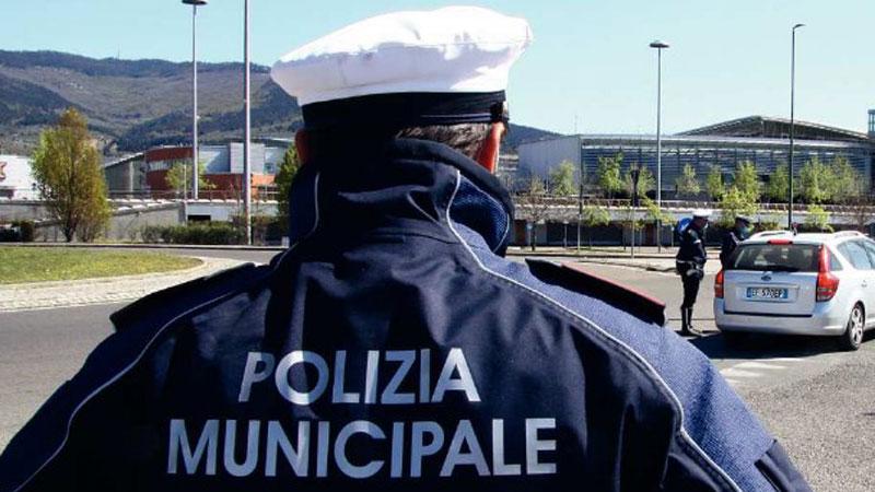 Piombino, 30 posti da vigile in estate: quando chiude il bando e i requisiti