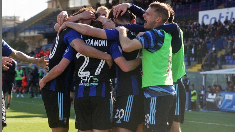 Pisa, un finale da sogno. I numeri, le ipotesi e il cammino delle avversarie nei piani alti della Serie B