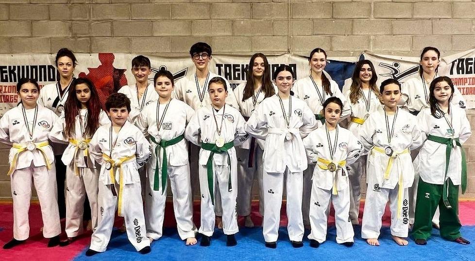 Trenta medaglie per la Kin Sori di Ponte al campionato regionale di taekwondo