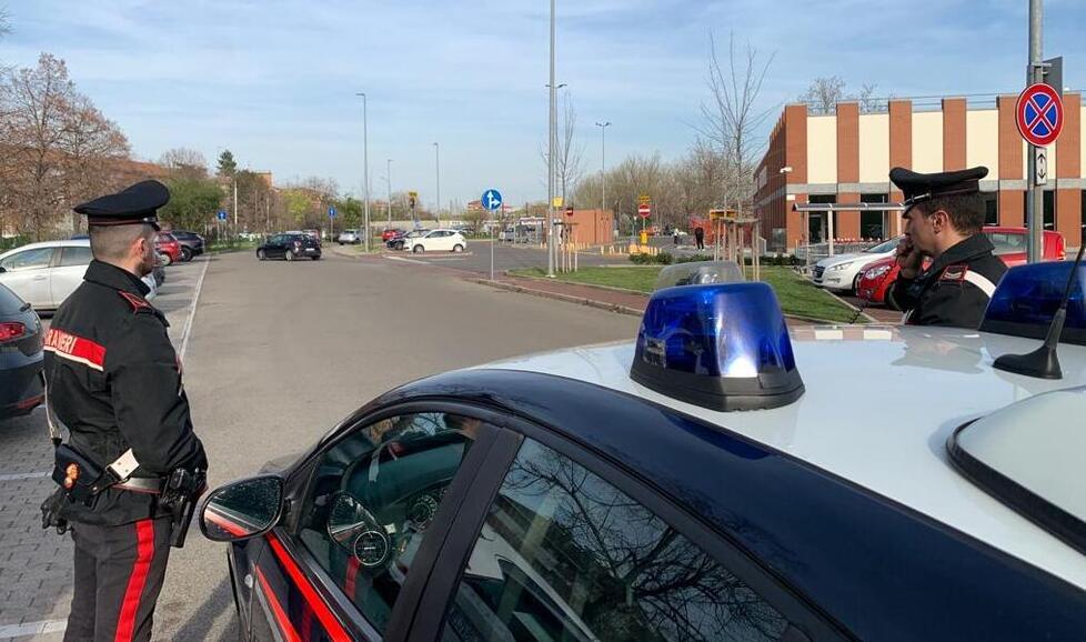 Carpi. Donna carabiniere in borghese fa arrestare ladro di Parmigiano 