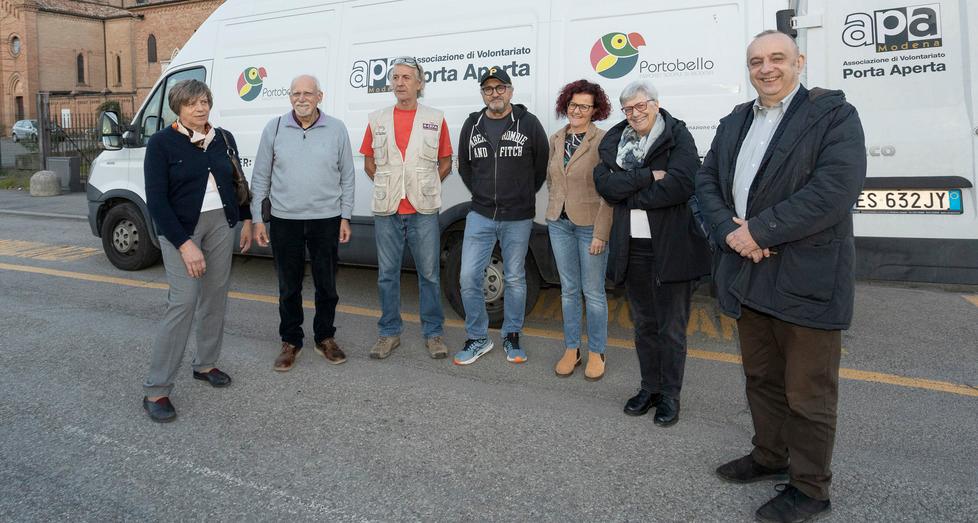 Da Modena 250mila euro di aiuti per l’Ucraina «C’è bisogno di tutto»
