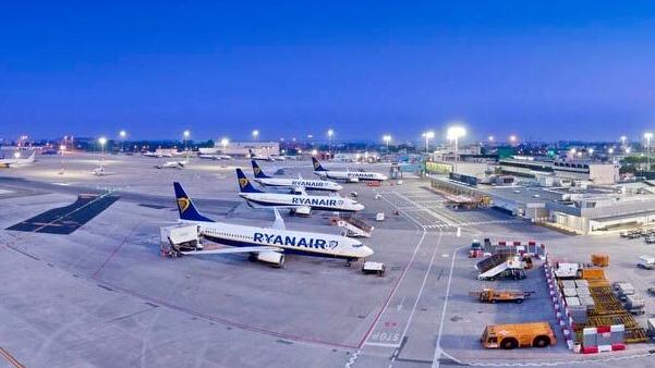 Ryanair pronta a decollare anche dall'aeroporto di Firenze. Lo sviluppo previsto per Pisa