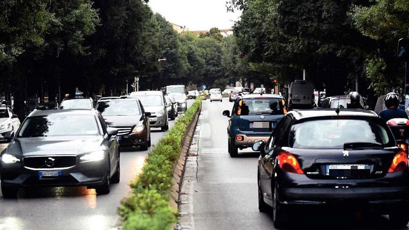 Euro 5, fissata la data per lo stop: a Firenze divieti scaglionati dal 24 aprile