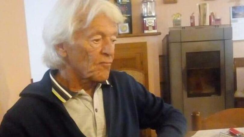 Addio a Giampi Casini, nella sua osteria “Basta Pasta” anche Zucchero e Califano