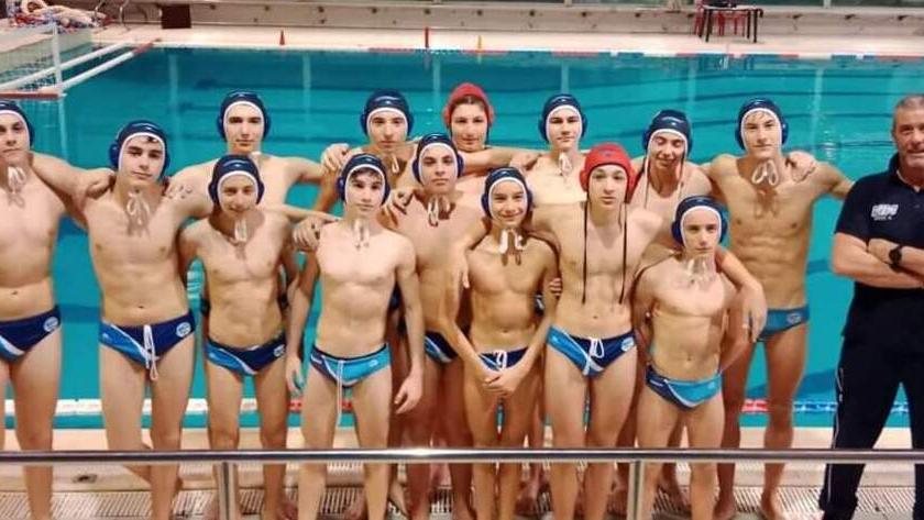 Pallanuoto Piombino: è primo posto