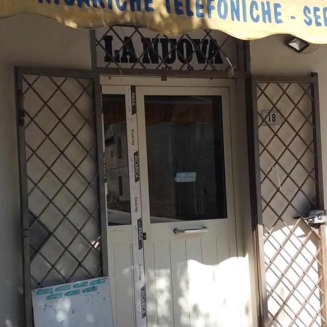 Monti, chiude la storica edicola: era l’unica in tutto il paese