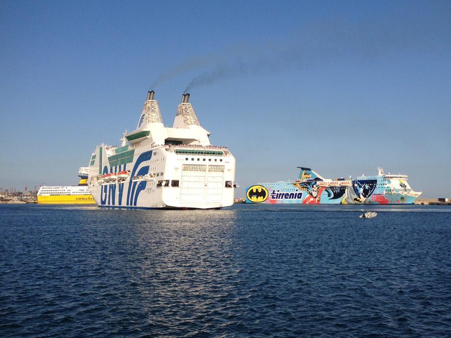 Carburanti: per la Sardegna niente rincari sui trasporti via mare