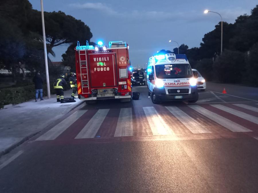 Tamponamento fra 3 auto a Porto Torres: i feriti in ospedale a Sassari