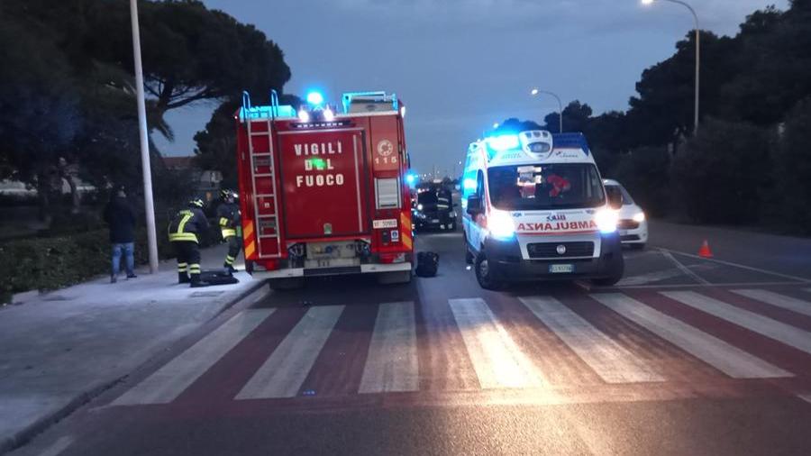 Tamponamento fra 3 auto a Porto Torres: i feriti in ospedale a Sassari