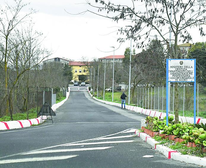 Nuoro, Silvio Lai: «La beffa dopo l’evasione: per le nuove telecamere costi a carico del Comune»