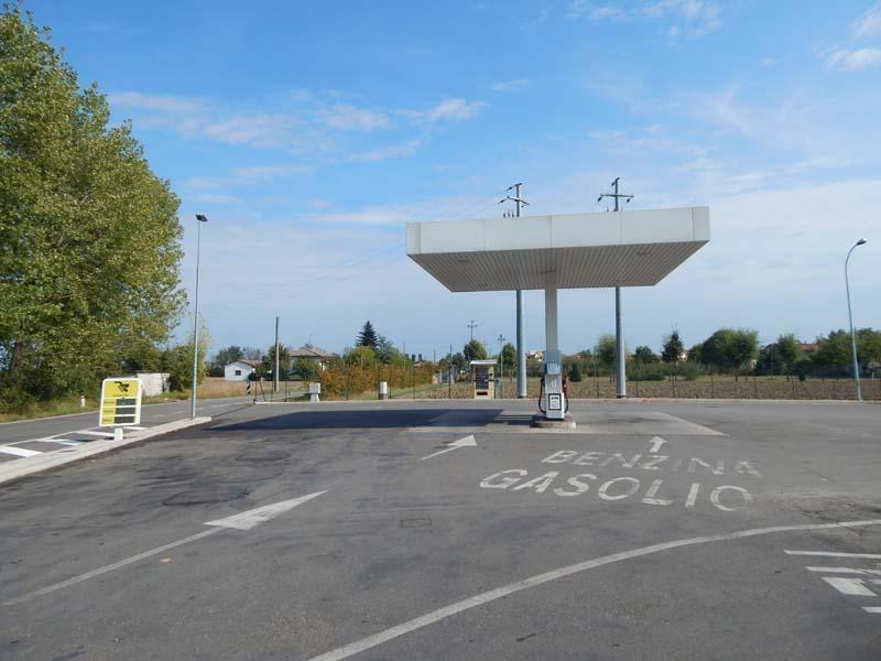 La truffa dei benzinai. Il rappresentante: «Un problema purtroppo arcinoto, dimezzare l’Iva potrebbe aiutare»