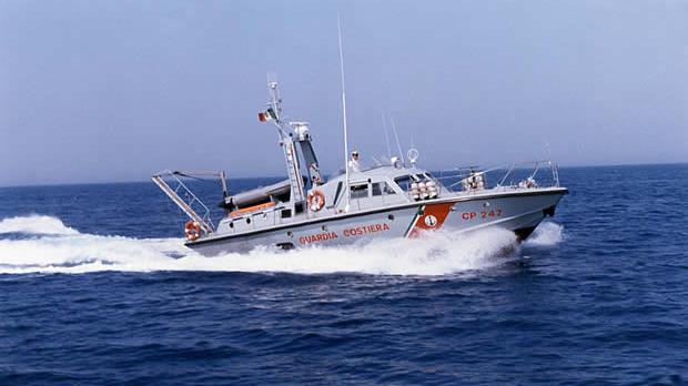 Affonda peschereccio davanti a Capo Ferrato, in salvo i due pescatori