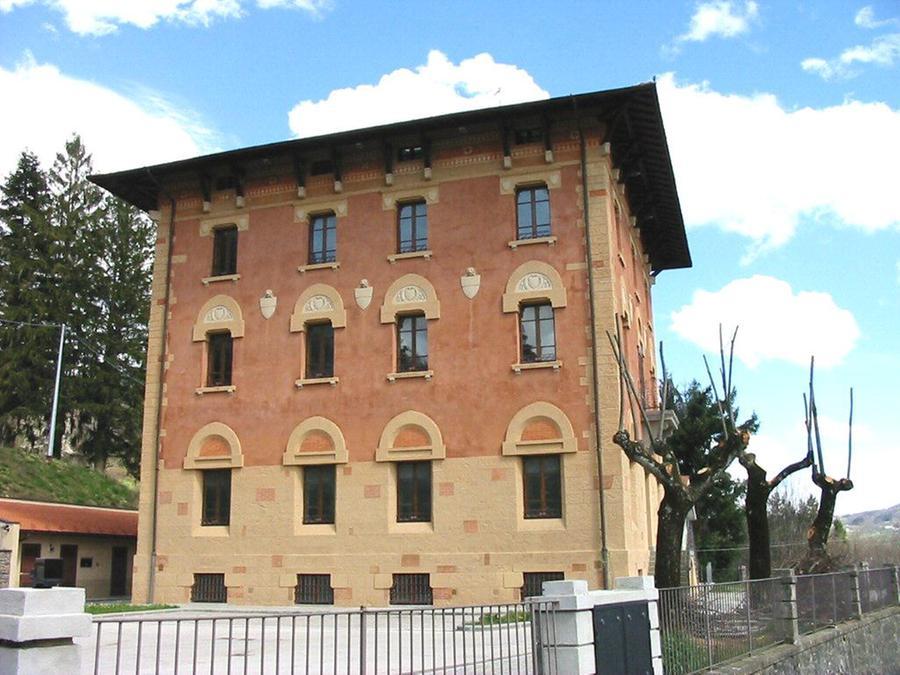 Mensa scolastica a una ditta esterna, i genitori insorgono: «Mai informati»