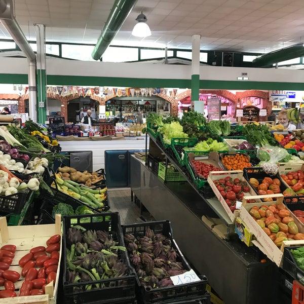 Oggi si mangia al mercato: etico e Km zero, è il MeQ di Follonica