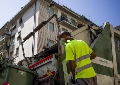 
	Un operatore di Aamps in una foto d'archivio

