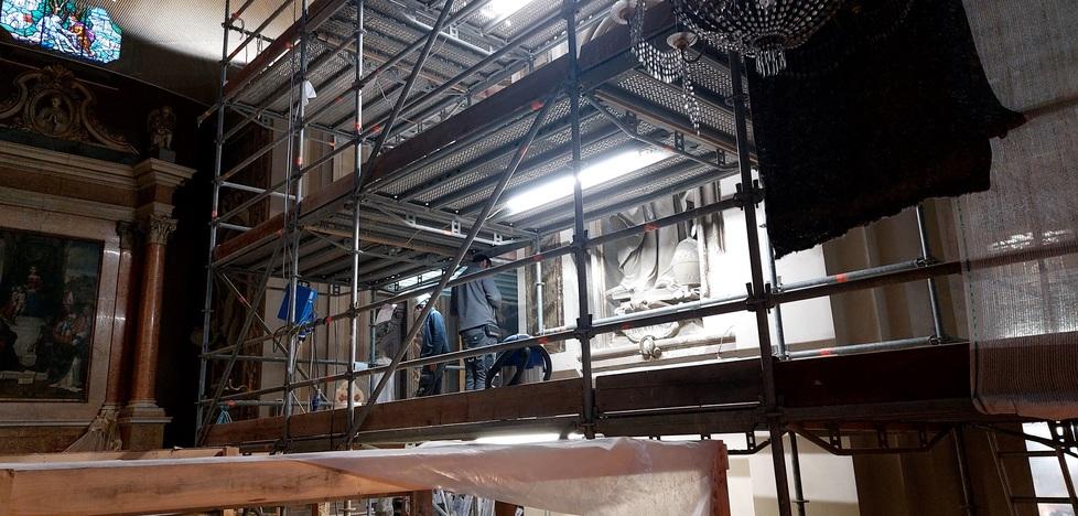 Duomo di Ferrara, restaurati due pilastri: la riapertura prima di Natale 