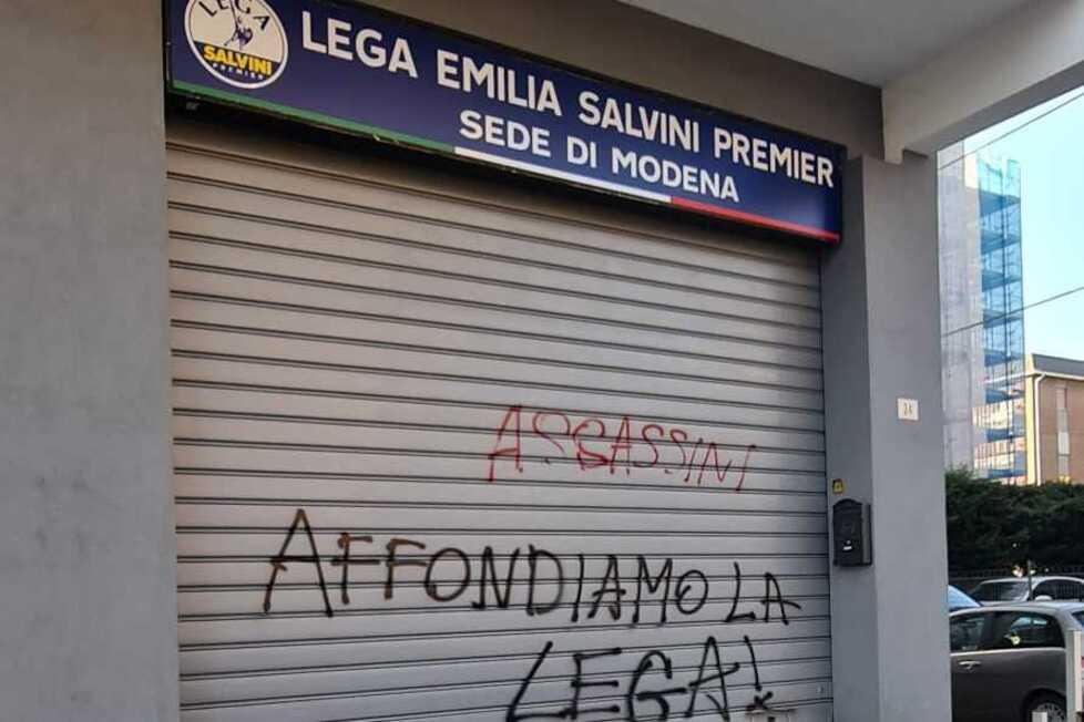 Lega, imbrattata la sede provinciale di Modena&nbsp;