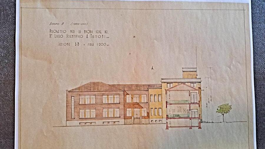 Liceo Tassoni di Modena, un docente ritrova il progetto del 1937