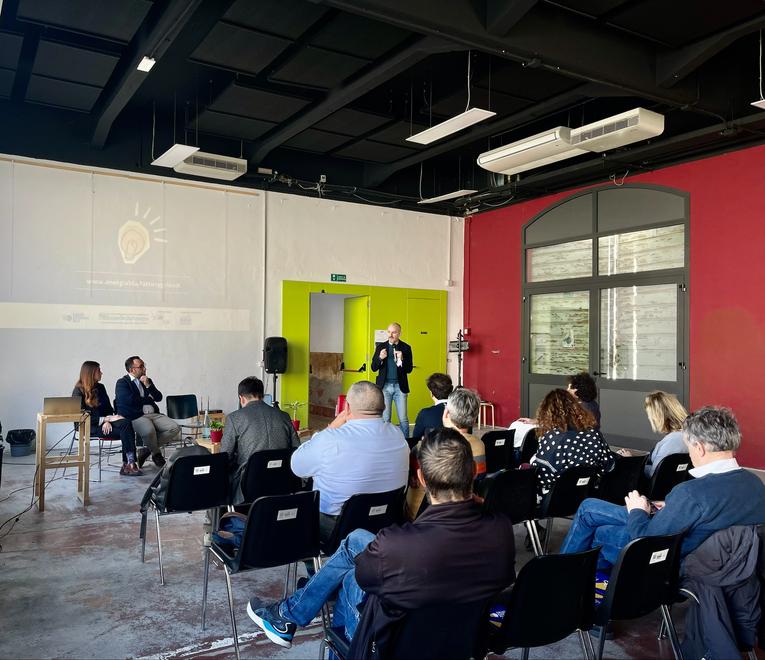 Ferrara, comunità energetiche: la chiave per risparmiare soldi e ambiente