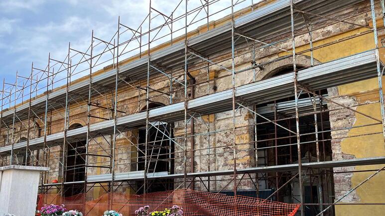 Cimitero Monumentale di Pontedera verso la riapertura: tombe libere dal degrado dopo 8 anni di crolli e polemiche