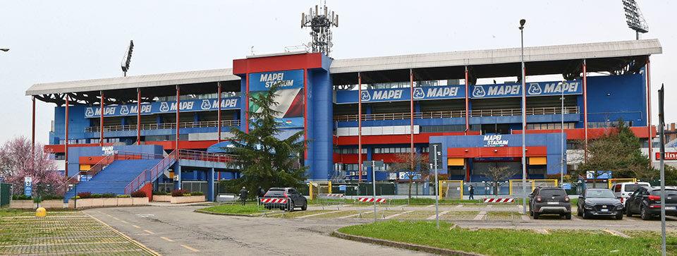 Via il Tricolore dal Mapei Stadium. I tifosi: «Difenderemo noi la città»