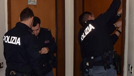 La stretta sui controlli in stazione: «Vivevano in quindici in una casa»