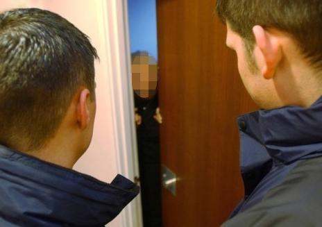 Castelvetro «Suo figlio sta male», ma è una truffa Le rubano soldi e oggetti preziosi