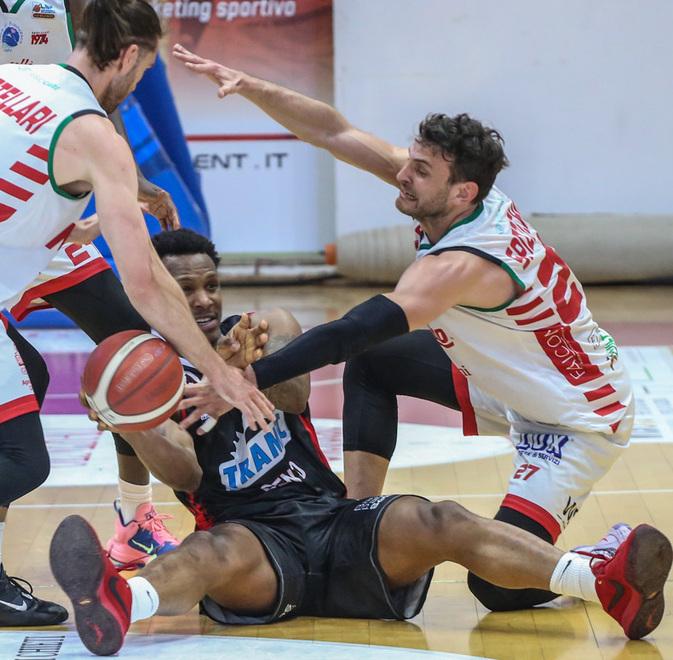 Cento, Tramec: adesso viene il bello. Sfida lanciata alla Lombardia