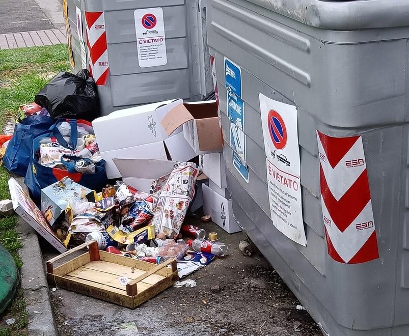 Fototrappole a Ferrara, prime multe ai “pendolari dei rifiuti”